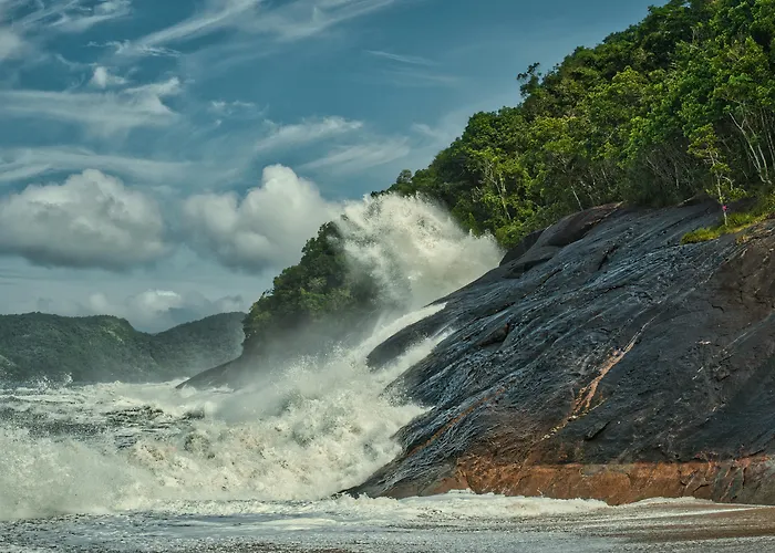 Ubatuba'S Surf Hotel