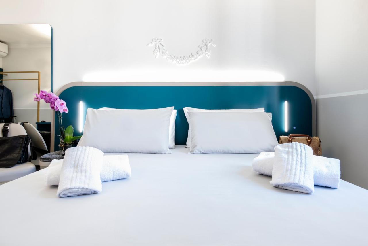 Deluxe Double Room with Terrace