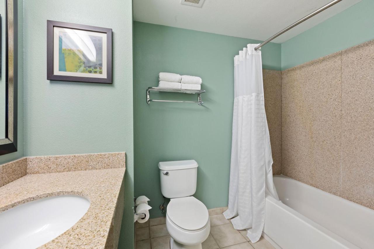 Deluxe Studio 2 Double Beds Non-Smoking