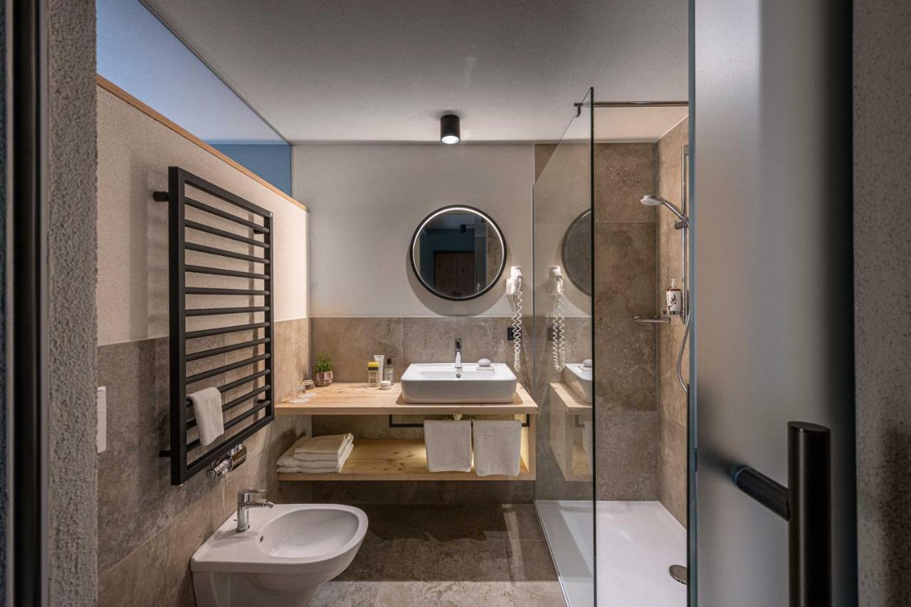 Doppelzimmer mit Balkon