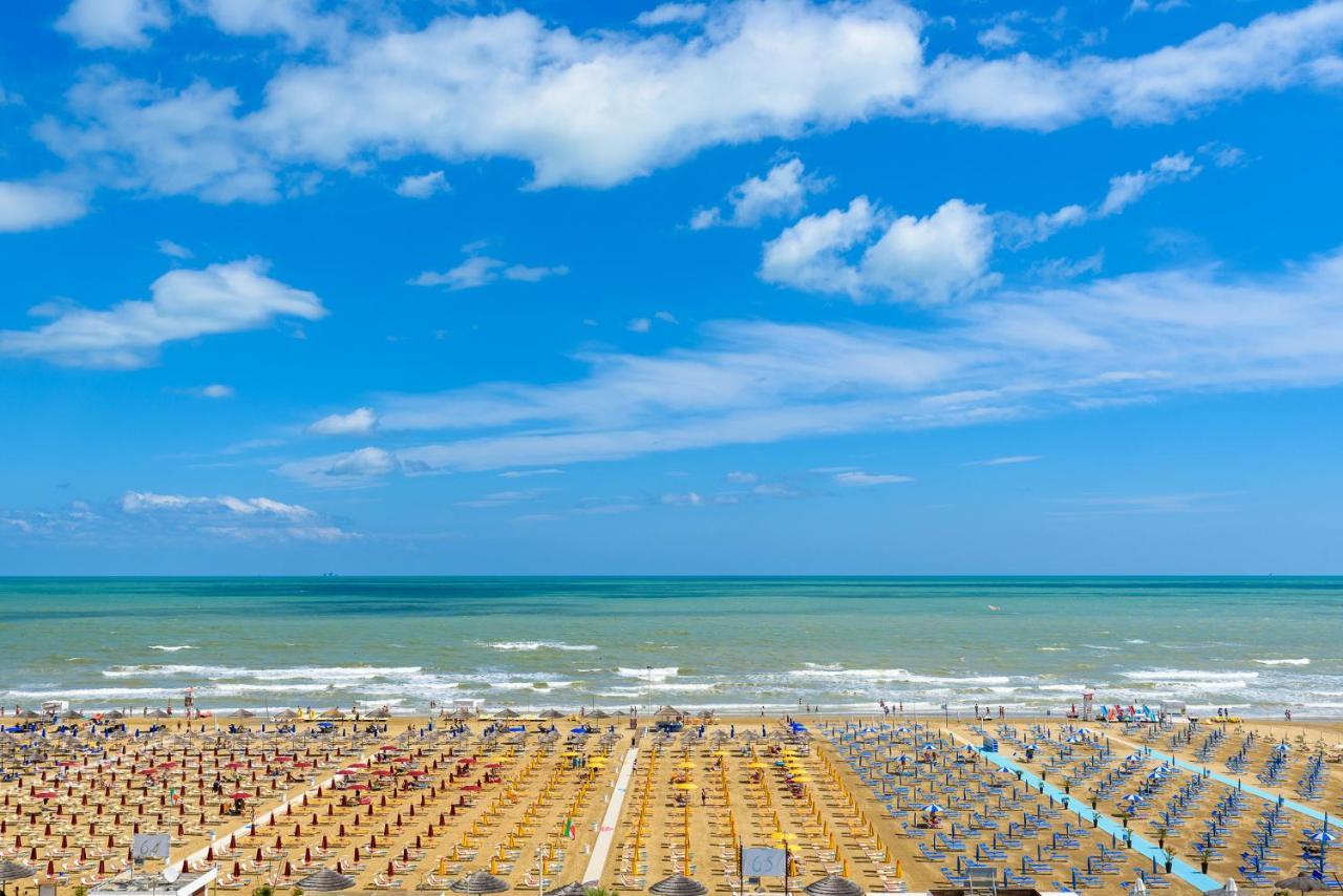Superior Double or Twin Room Sea View
