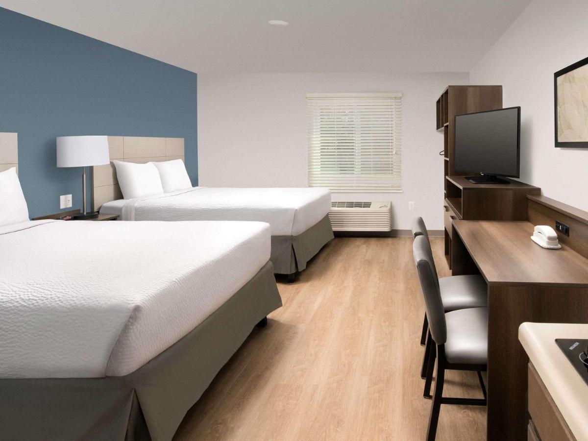 Standard Queen Room Two Queen Beds Non-Smoking