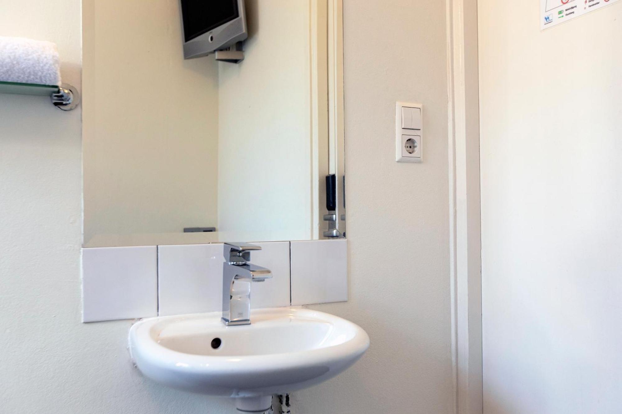Triple Room with Private Bathroom