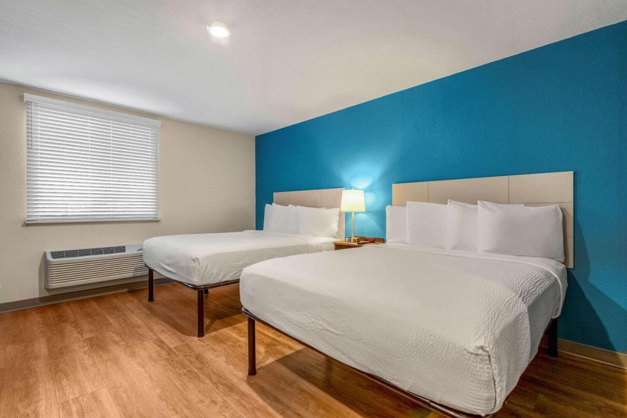 Standard Queen Room Two Queen Beds Non-Smoking