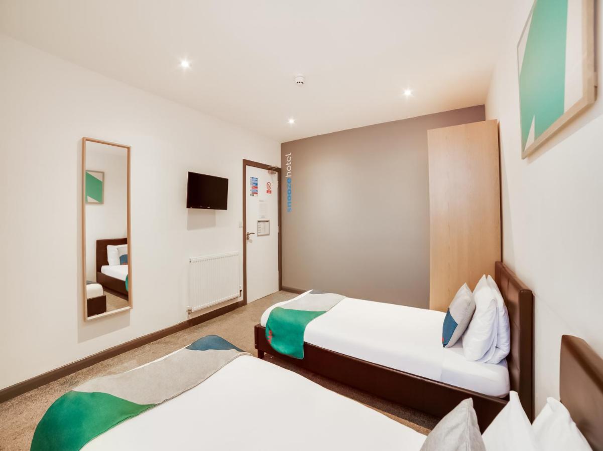 Twin Room with Private Bathroom