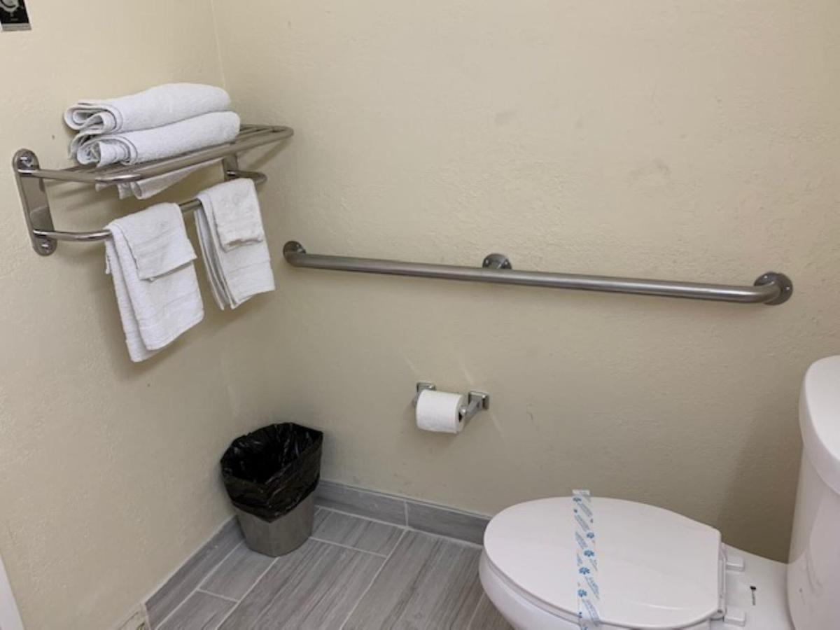 King Bed Accessible