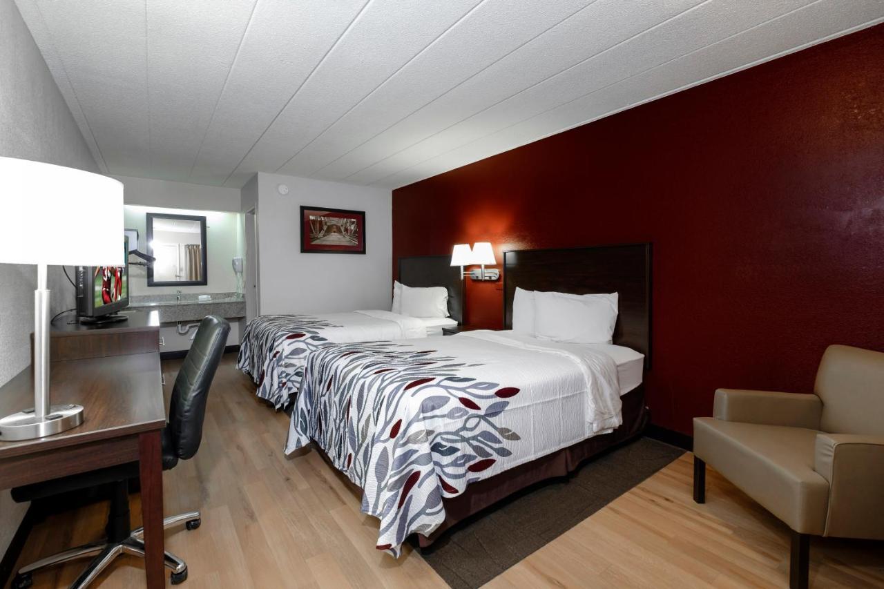 Deluxe Room with Two Queen Beds Non-Smoking