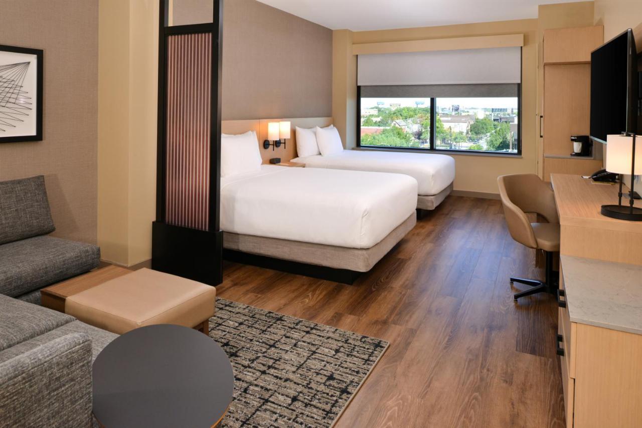 Queen Room with Two Queen Beds and Sofa Bed