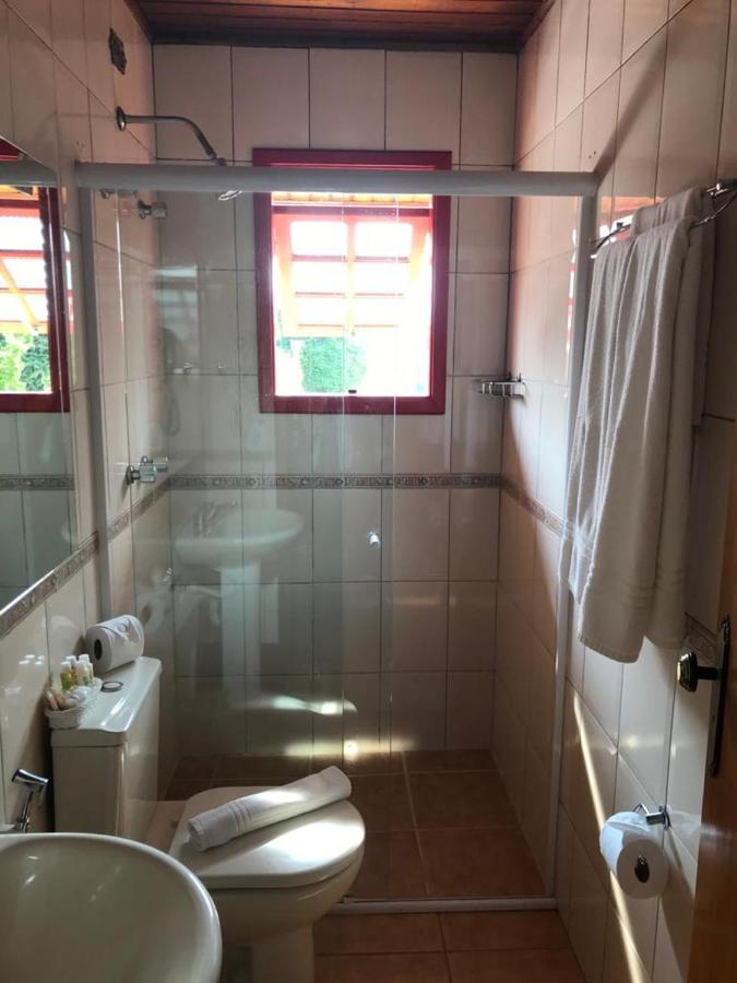 Quarto Standard com Cama de Casal ou 2 de Solteiro
