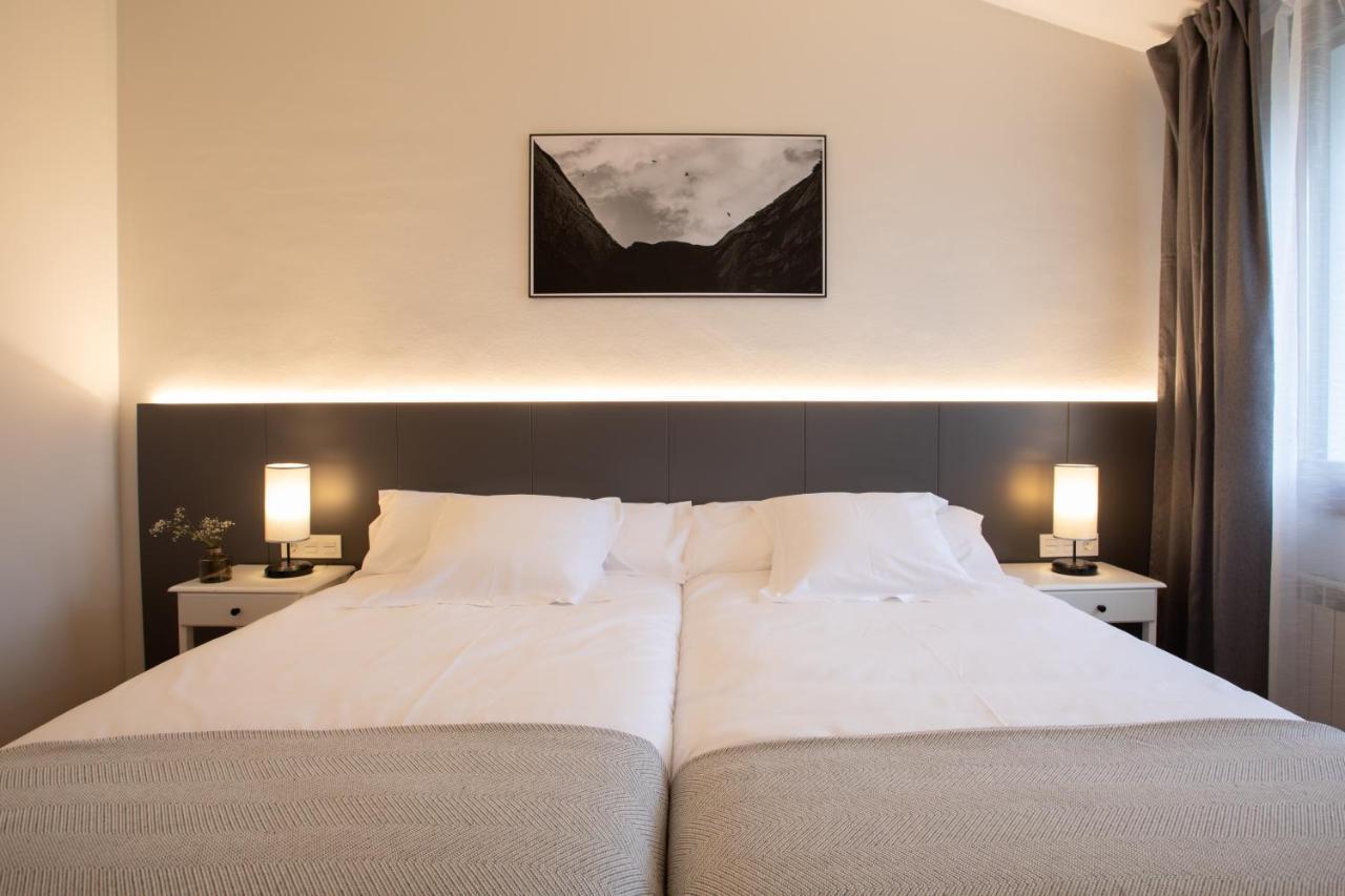 Twin Room,1032189803:JPEG