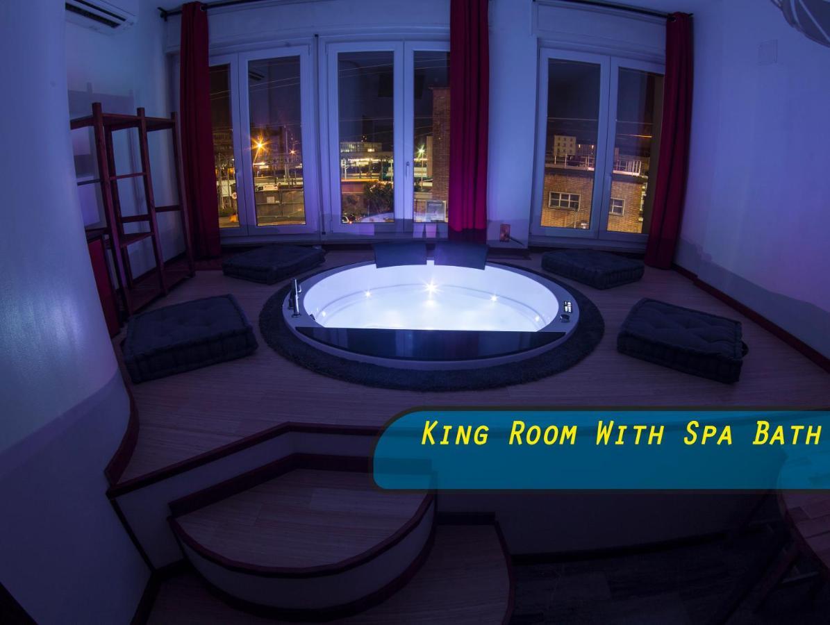 King Room Spa Bath Split Level,1032426587:JPEG