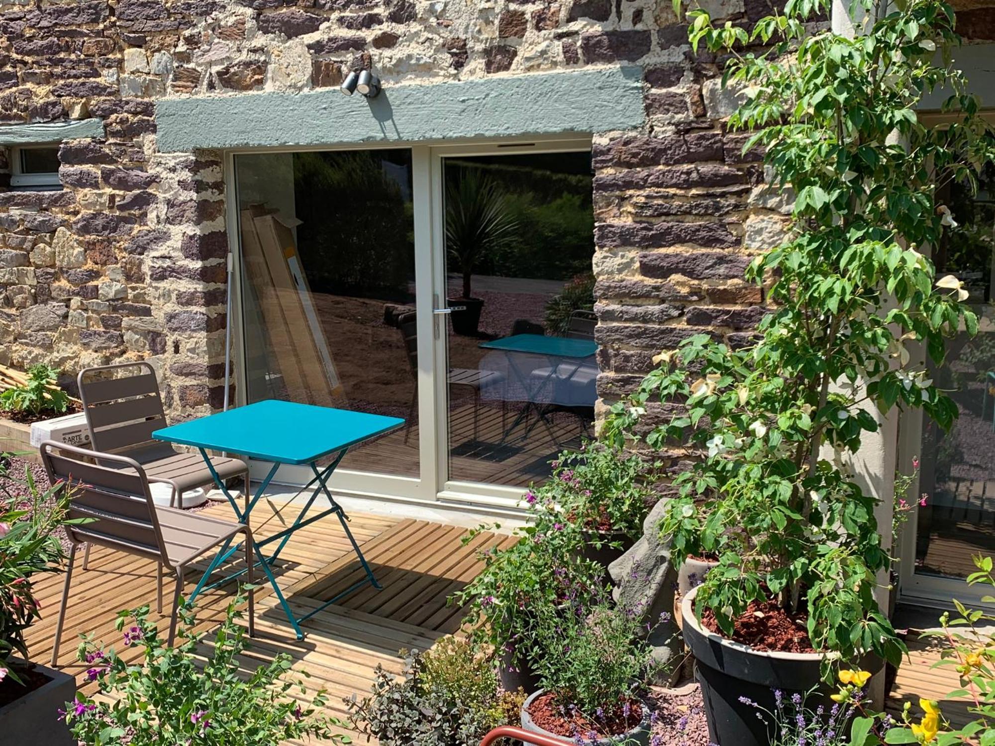 Studio Garden View