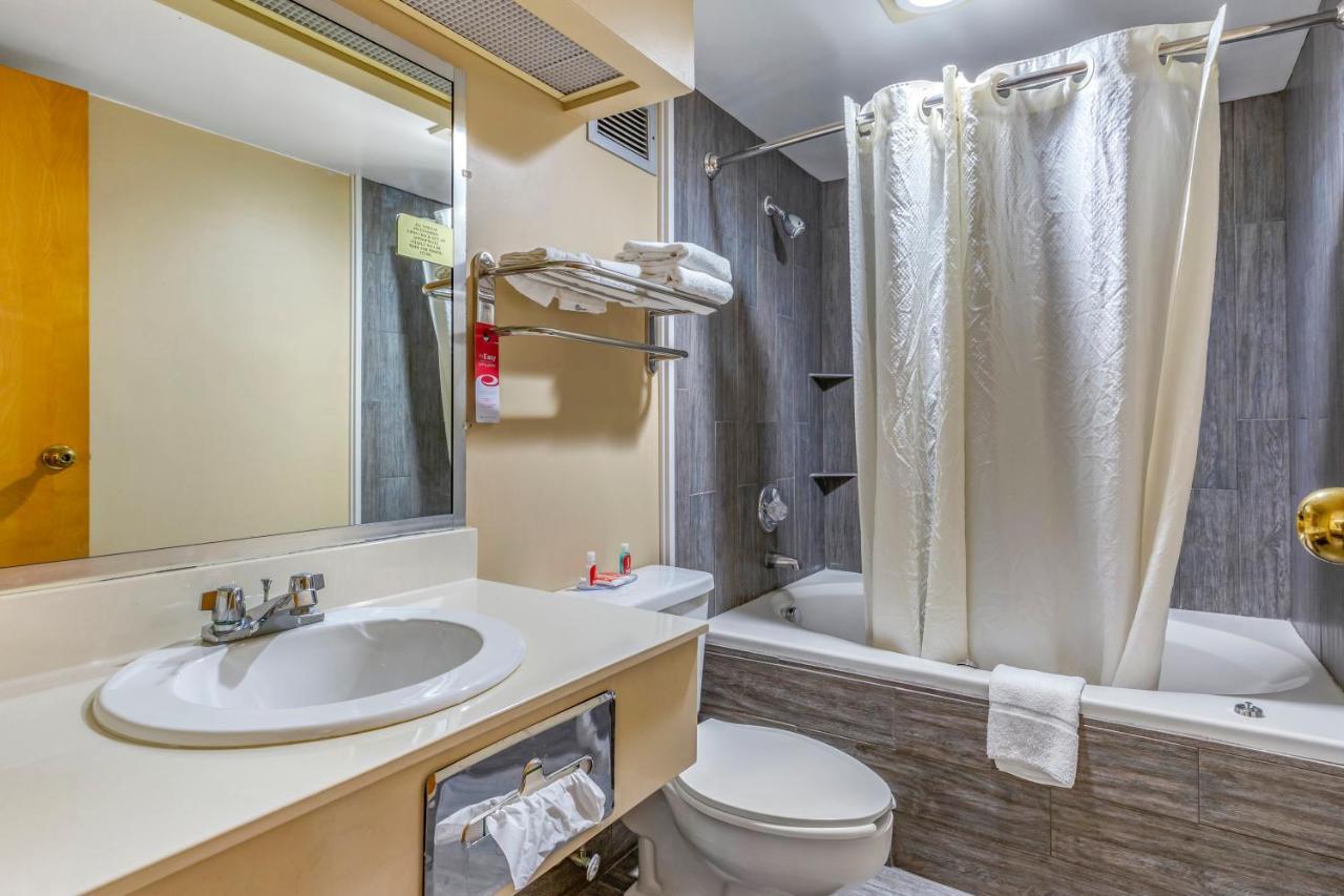 Presidential King Suite - Non-Smoking