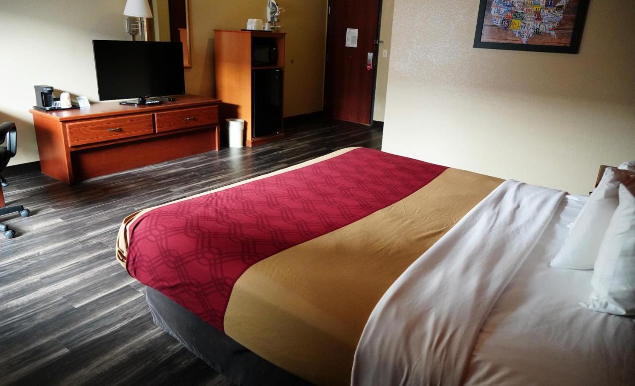 King Room - Non-Smoking