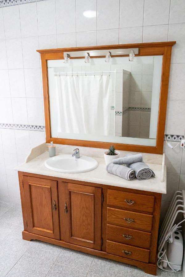 Twin Room Private Bathroom