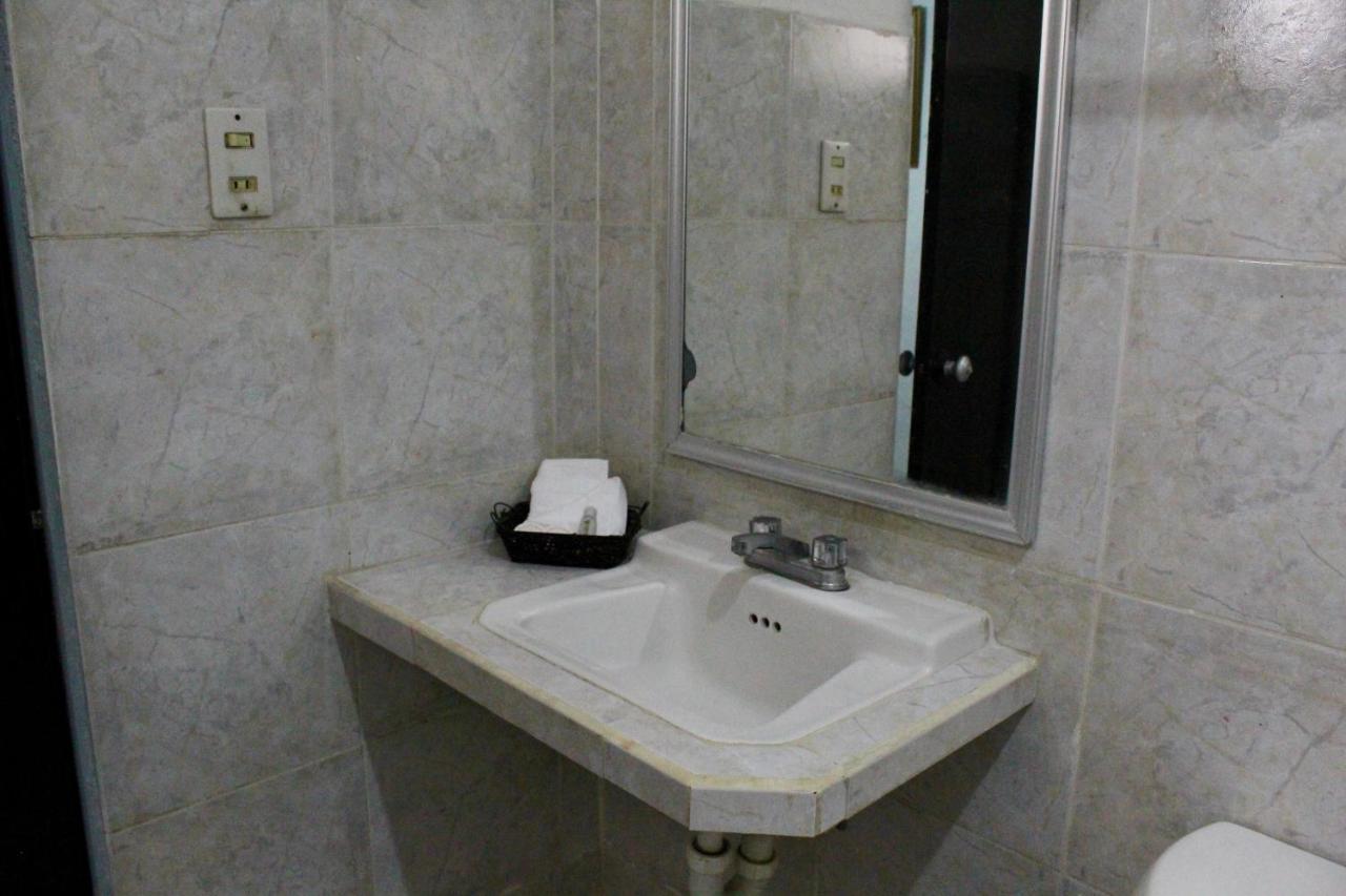 Habitación Estándar - 1 cama grande