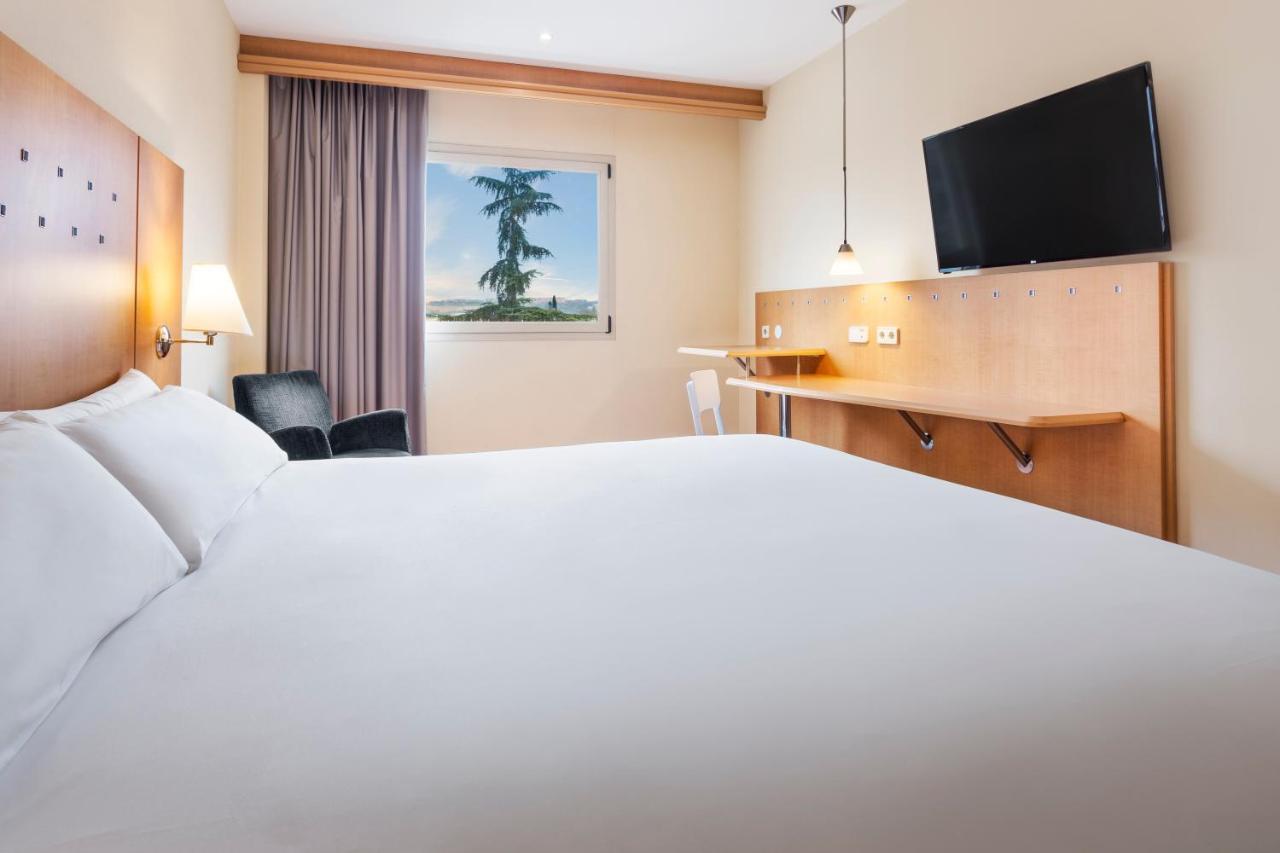 Standard Double Room,1083549451:JPEG