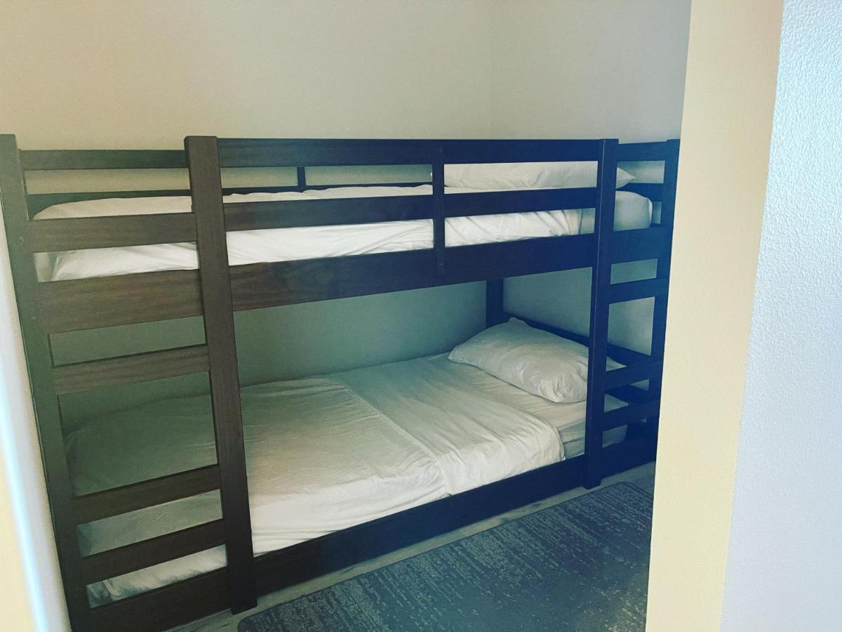 Quarto Família com Cama King-size e Cama em Beliche (Sem Taxa de Resort)