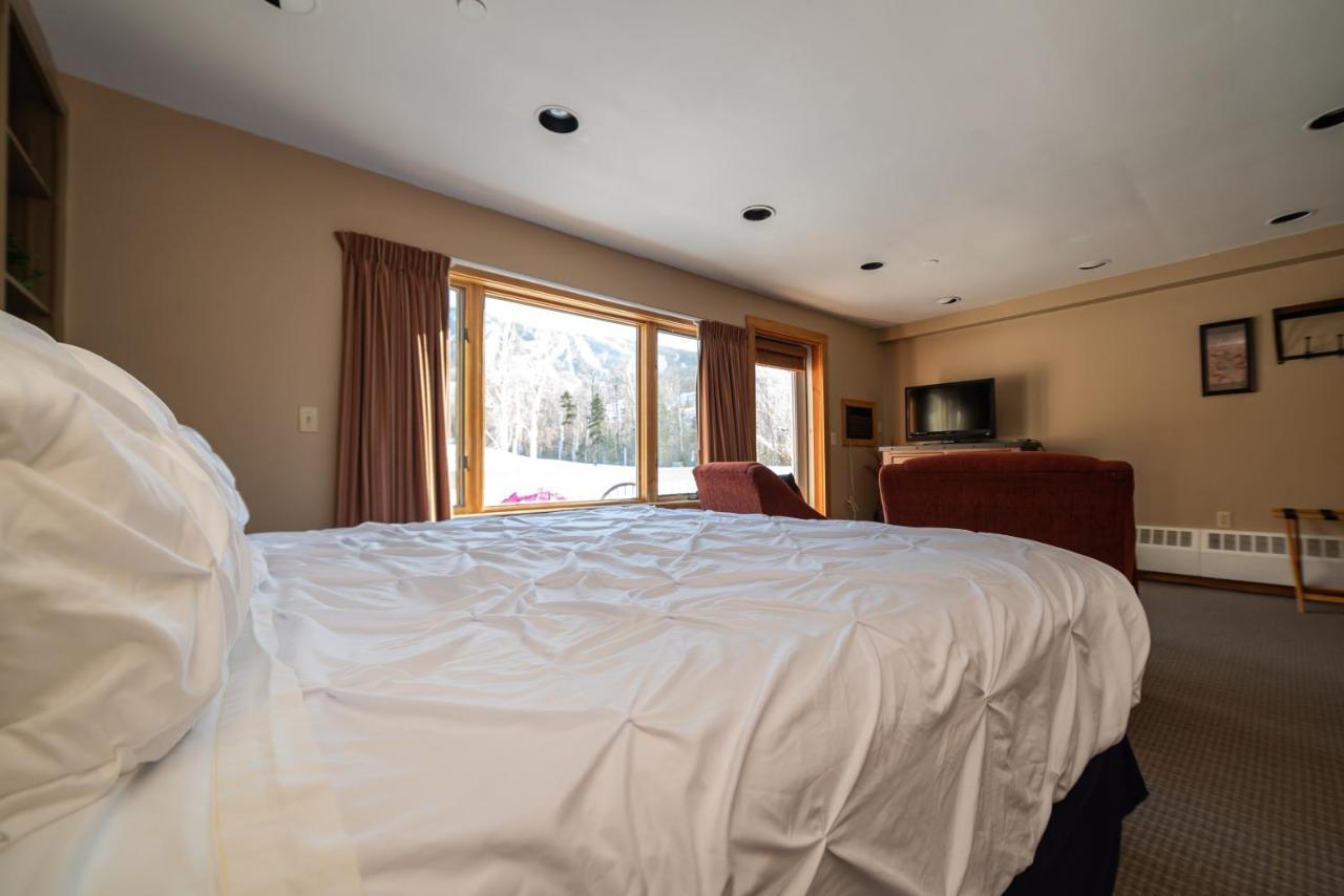 King Room with Mountain View