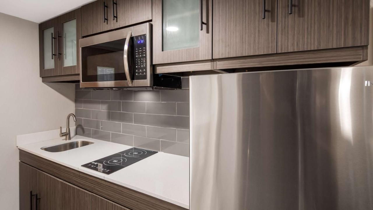 King Suite with Kitchenette