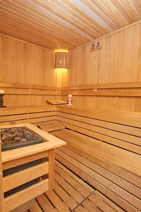 Deluxe Double Room with Balcony and Sea View