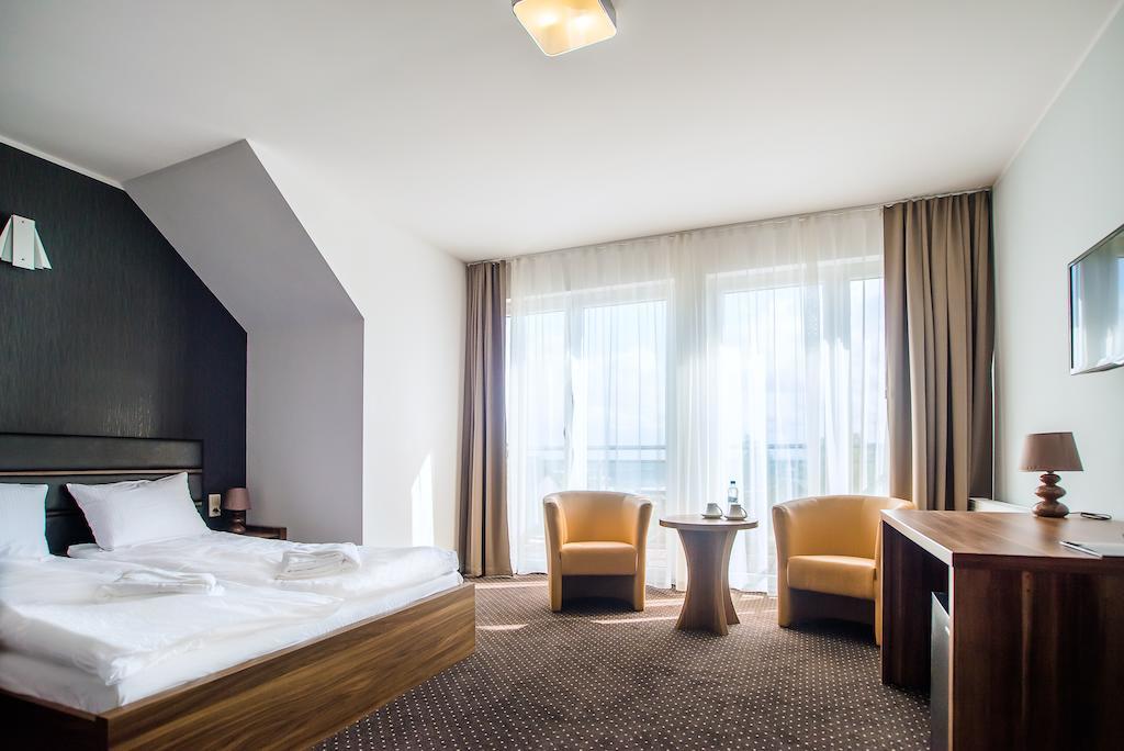 Deluxe Double Room Balcony from the bay side