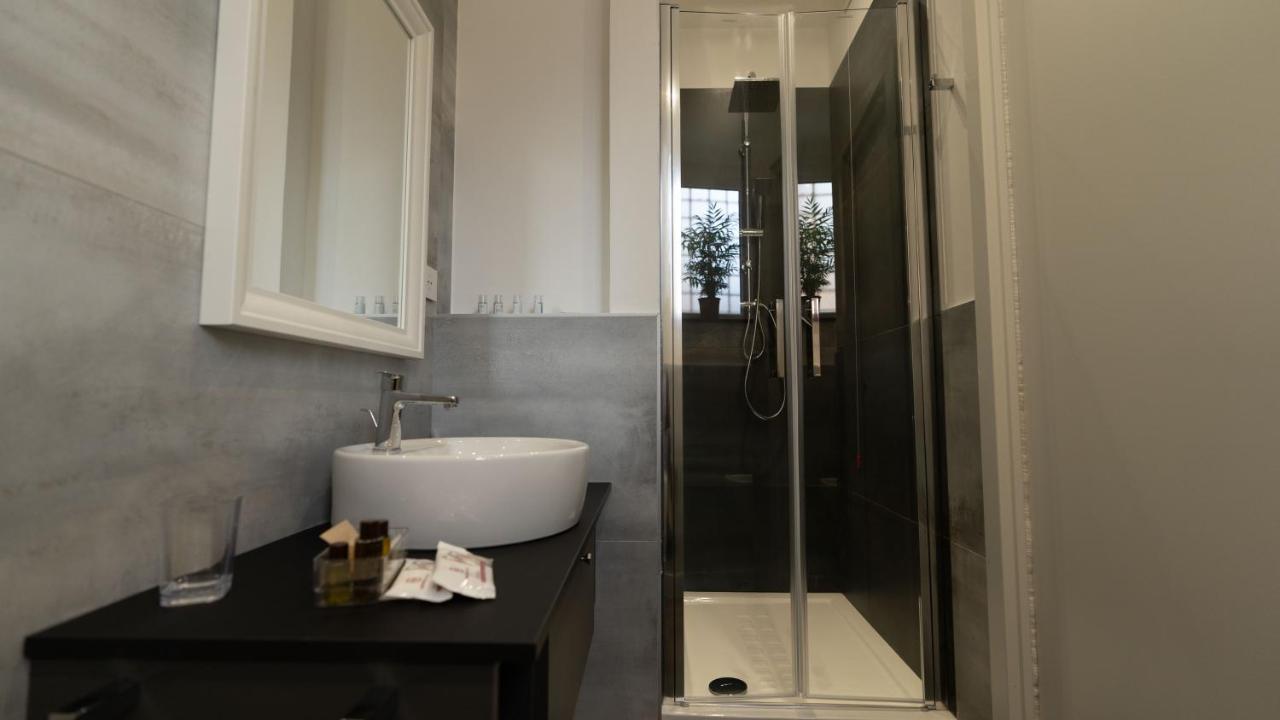 Standard Double Room,1111787820:JPEG