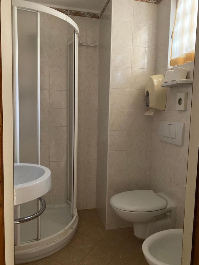 Standard Single Room,1106916798:JPEG