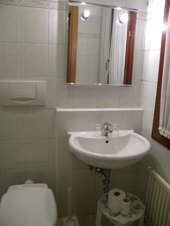 Double or Twin Room,1209387328:JPEG
