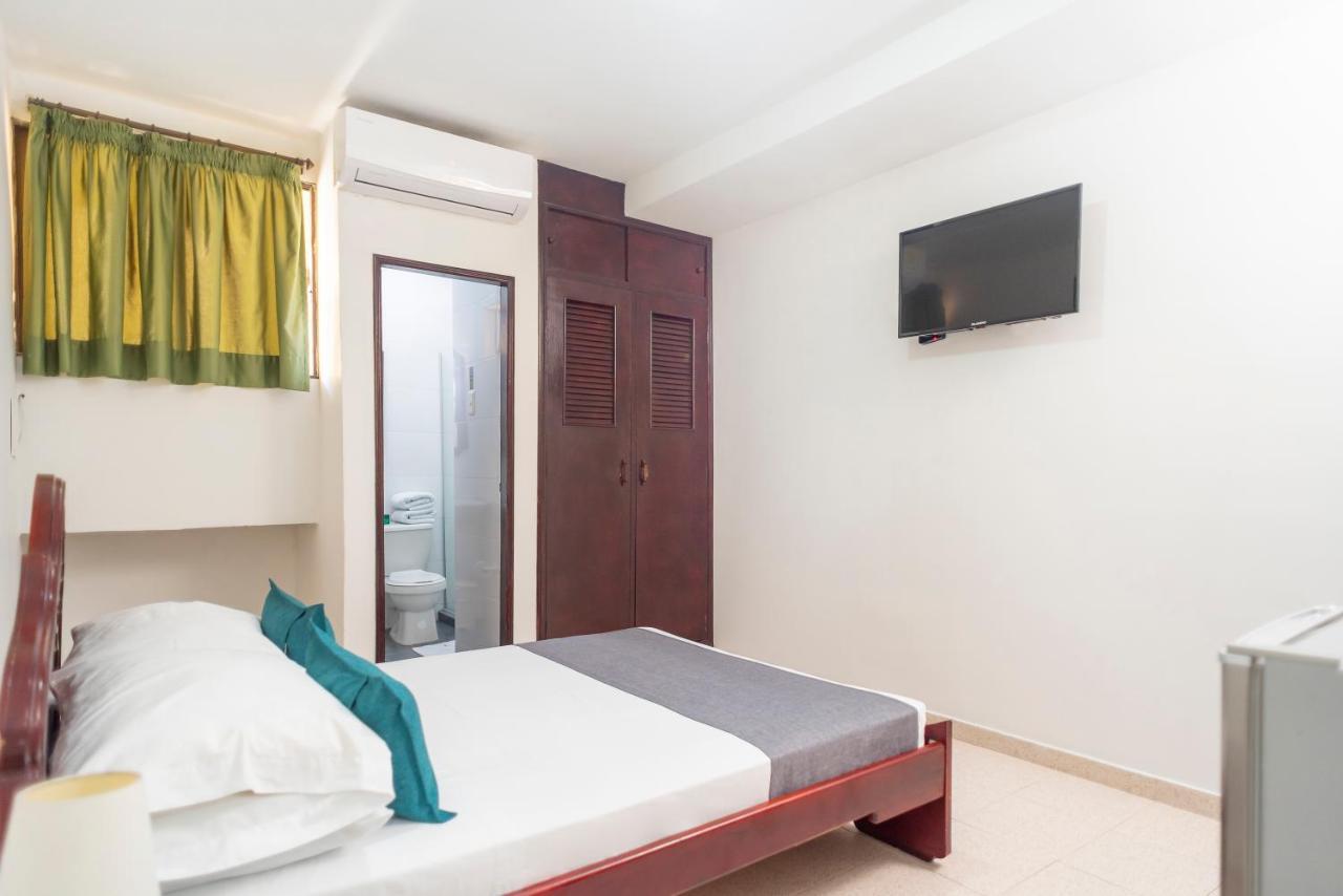 Single Room,1108554153:JPEG