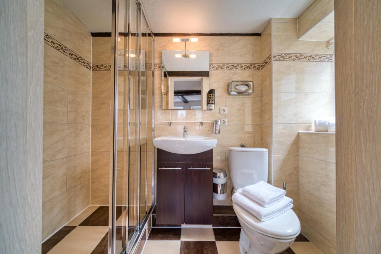 Economy Single Room
