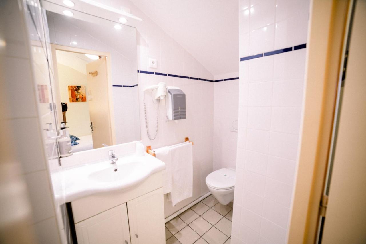 Small Single Room