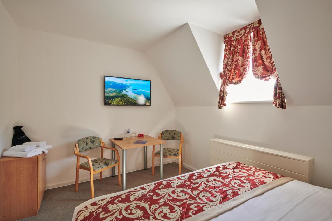 Doppelzimmer - Dachgeschoss
