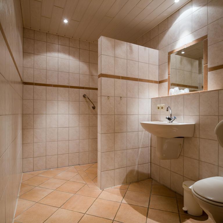 Double Room,630275991:JPEG