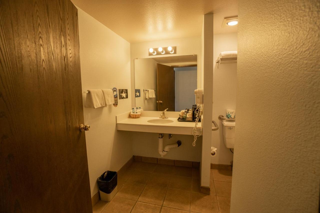 Queen Room River View