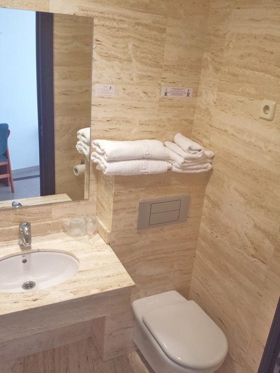 Deluxe Queen Room,960890314:JPEG