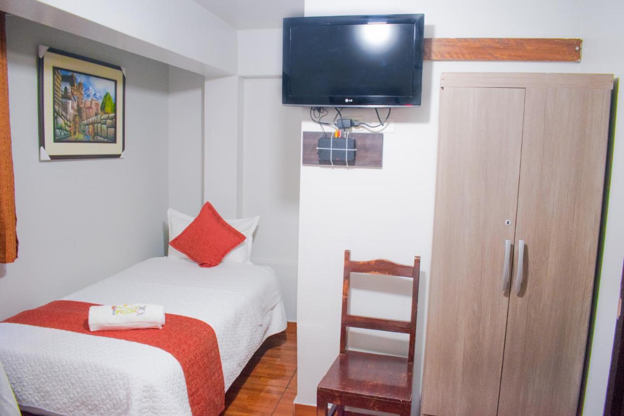 Twin Room Private Bathroom