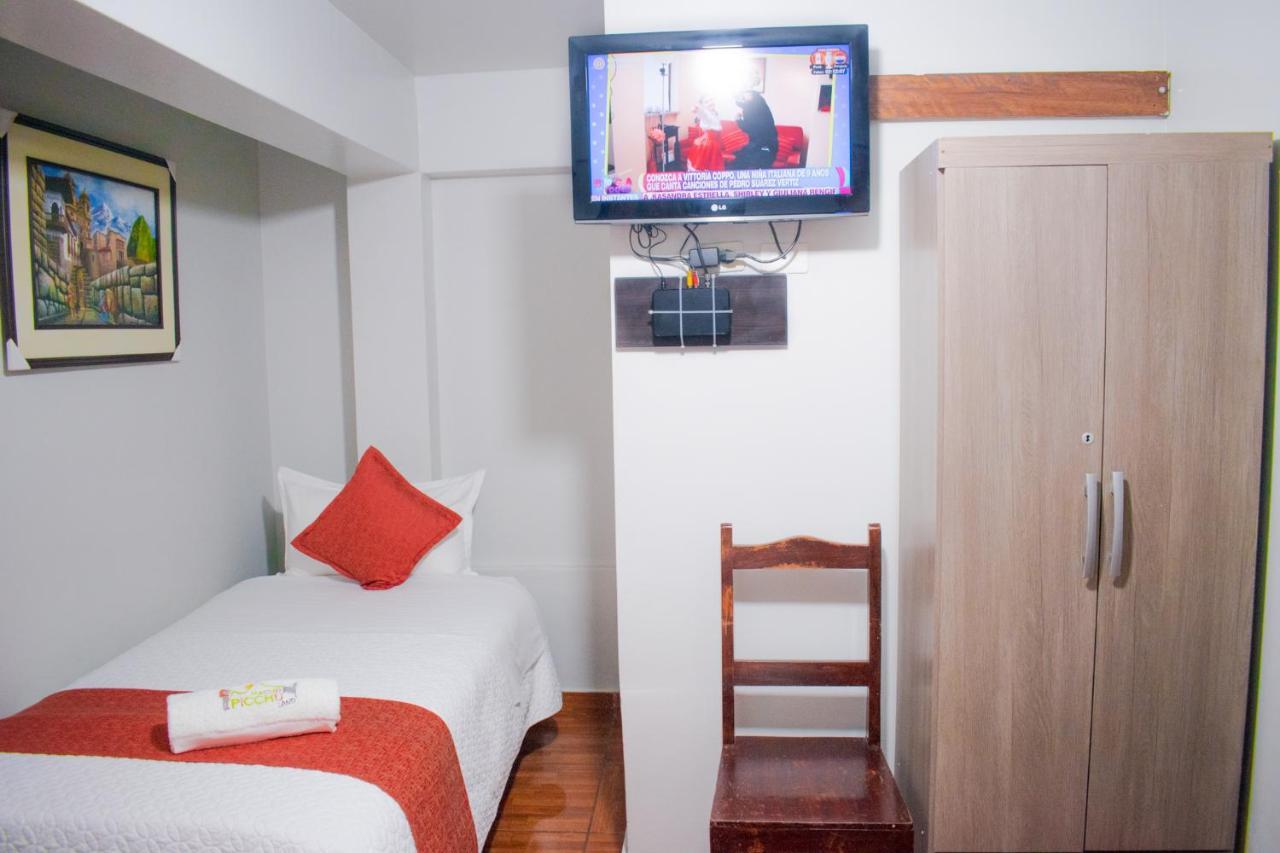 Twin Room Private Bathroom