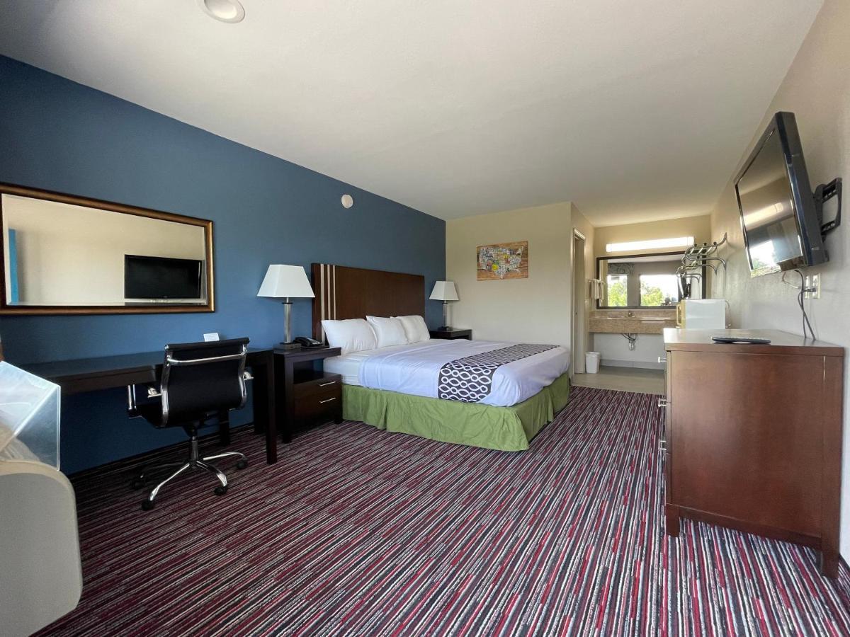Standard King Room - Smoking