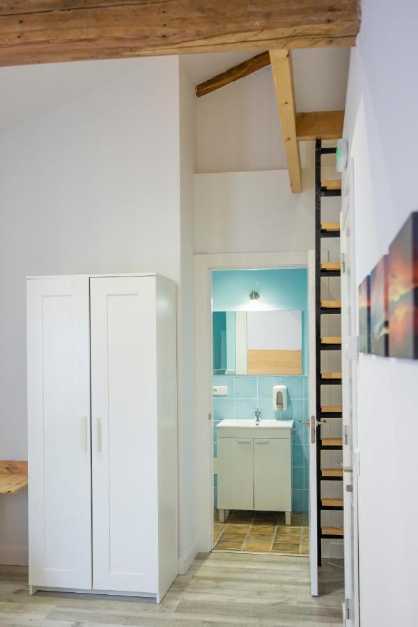 Twin Room Private Bathroom