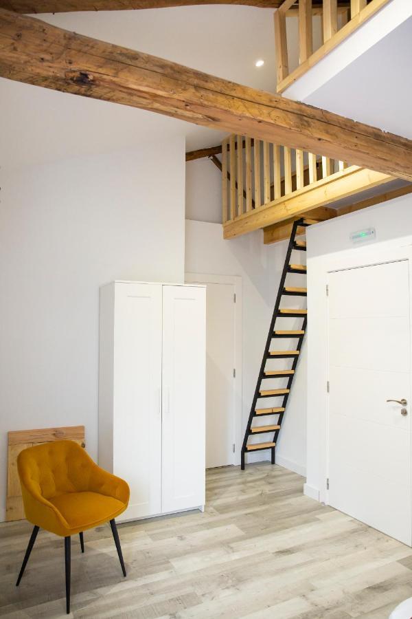 Twin Room Private Bathroom