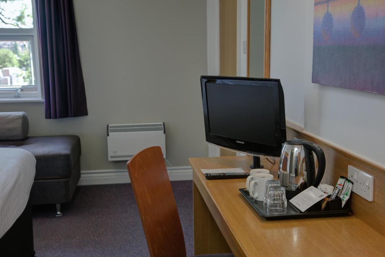 Double Room with Bath Tub - Disability Access/Non-Smoking