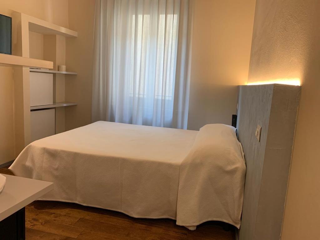 Single Room,1135286833:JPEG