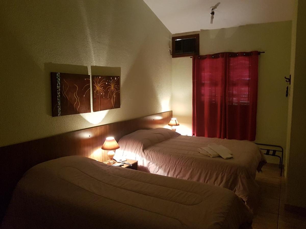 Quarto Triplo Básico