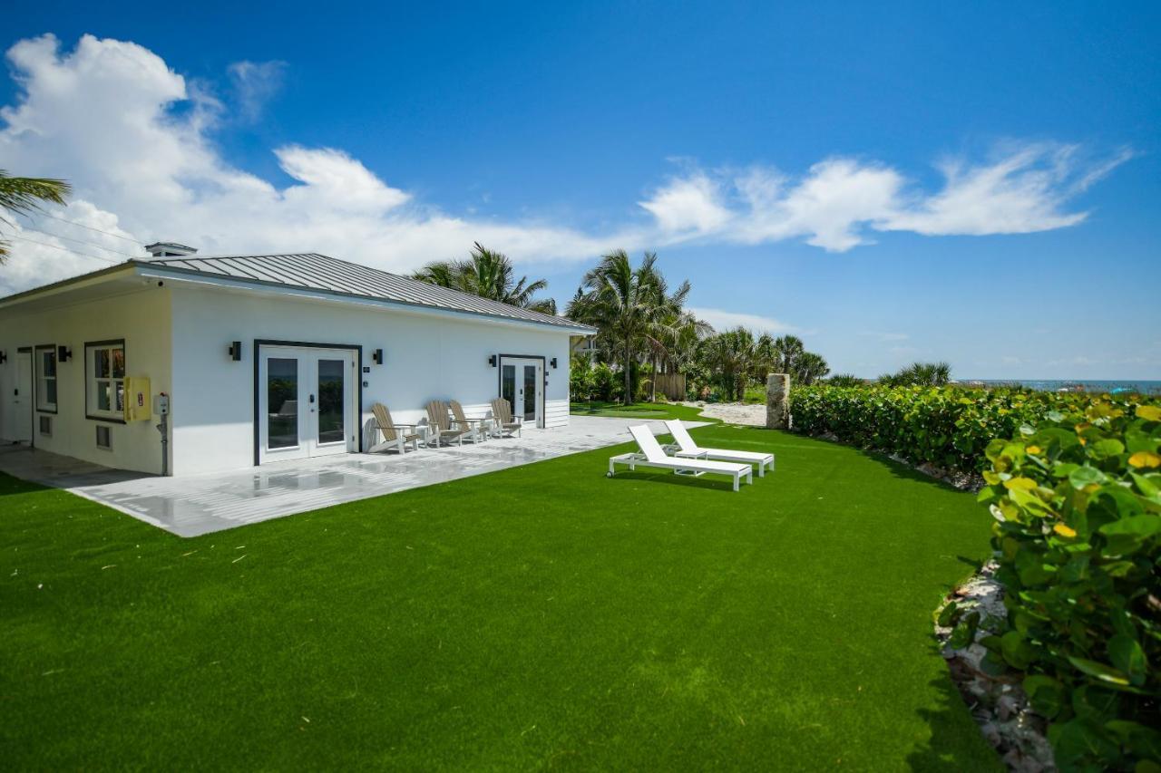 Beachfront Oceanview Deluxe King Studio