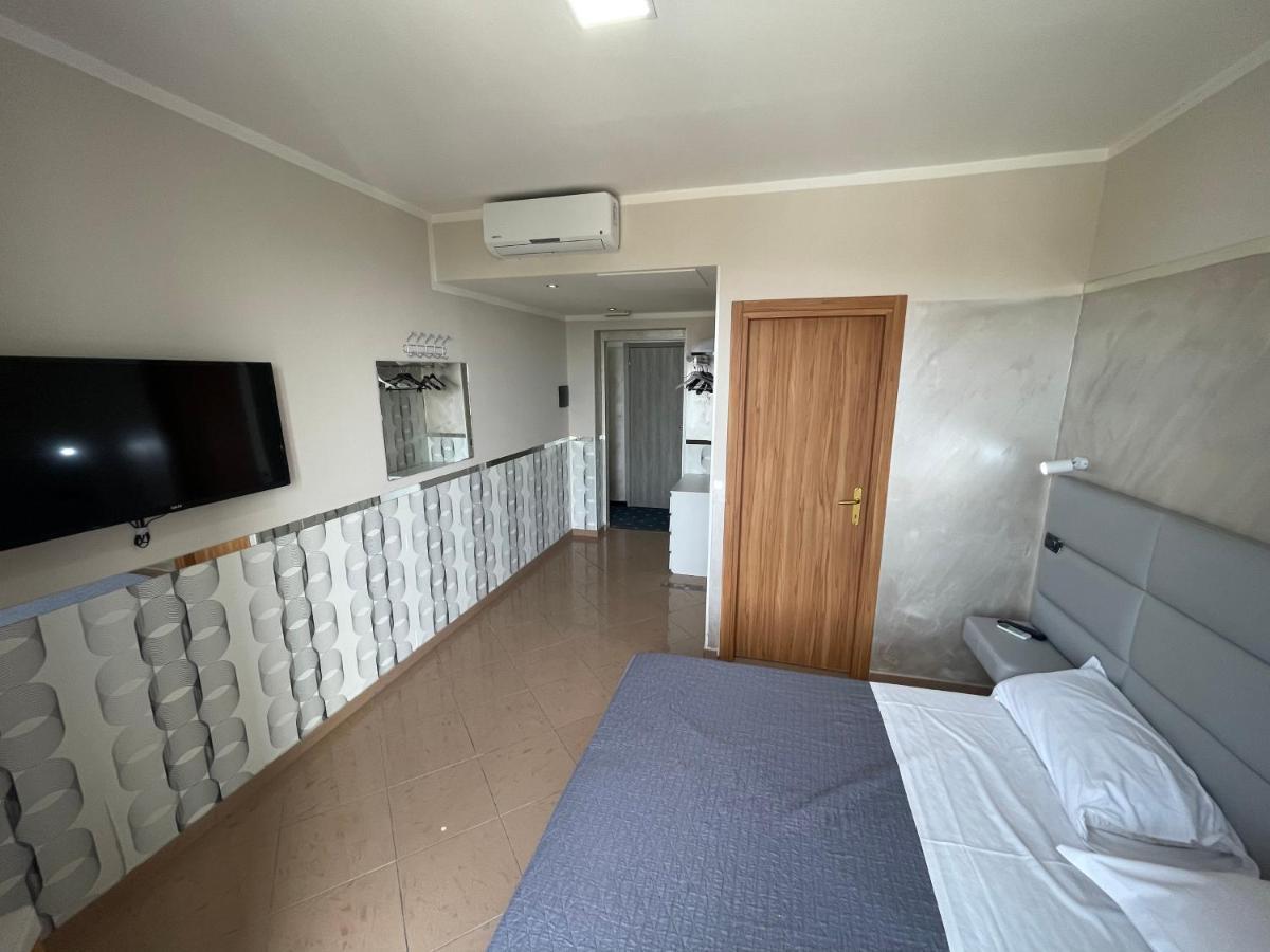 Single Room,1147268989:JPEG