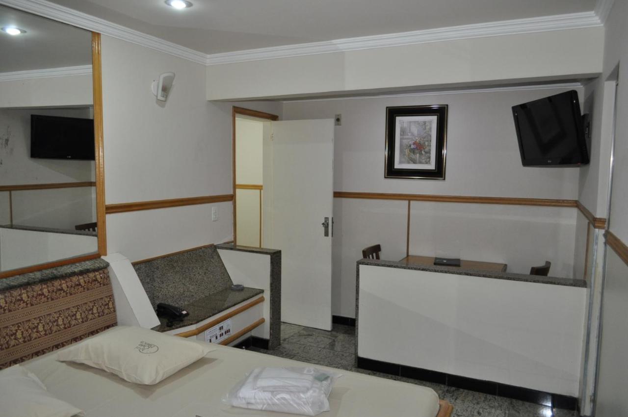 Quarto Duplo
