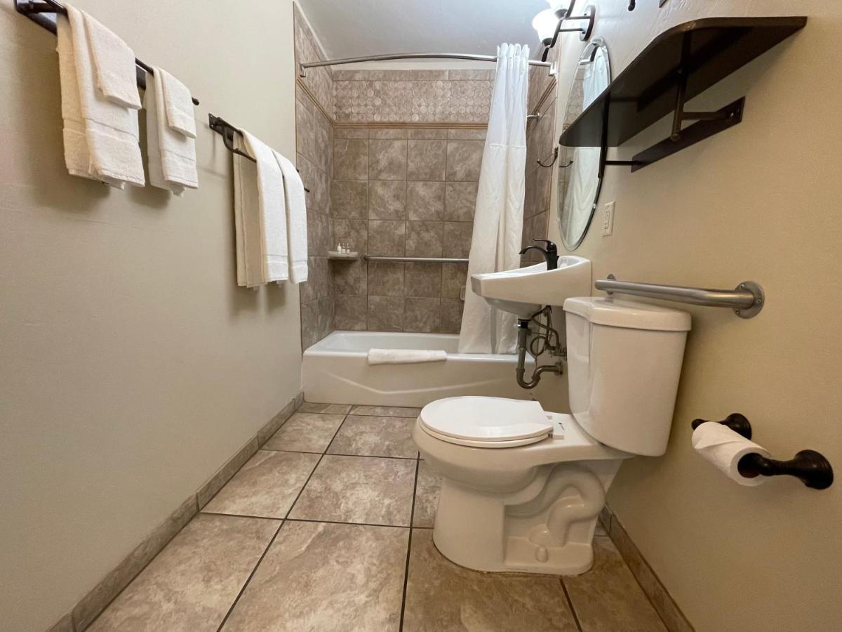 King Room,1152538266:JPEG