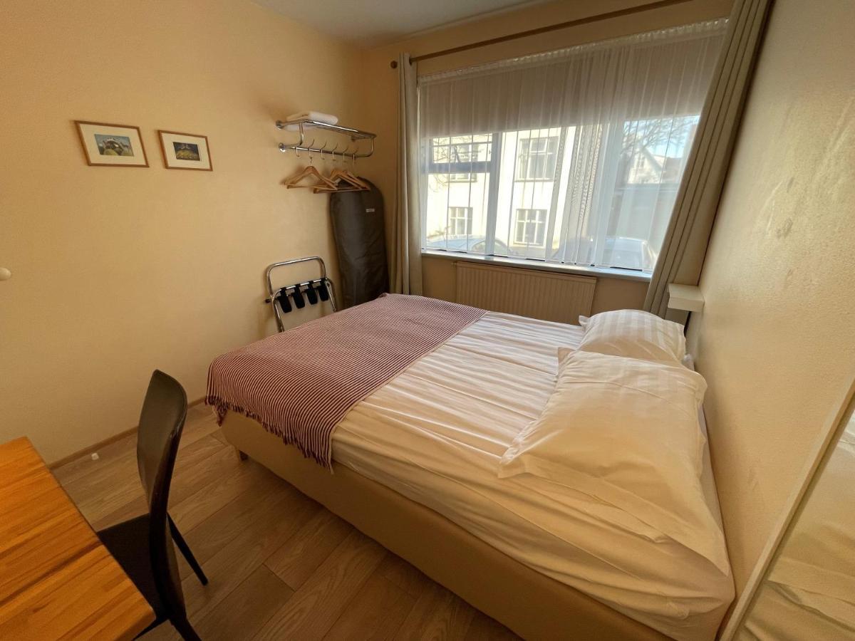 Basic Double Room