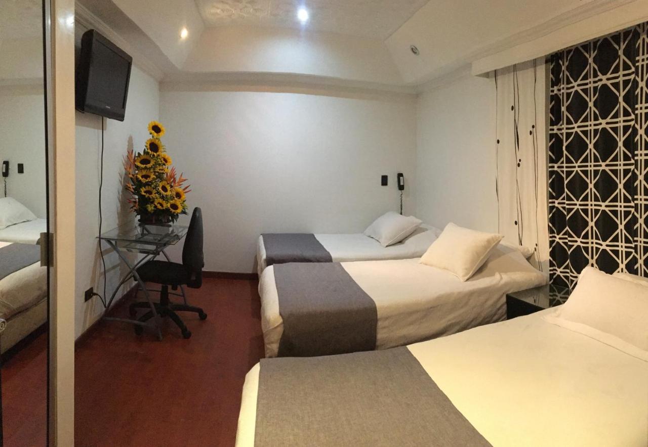 Triple Room